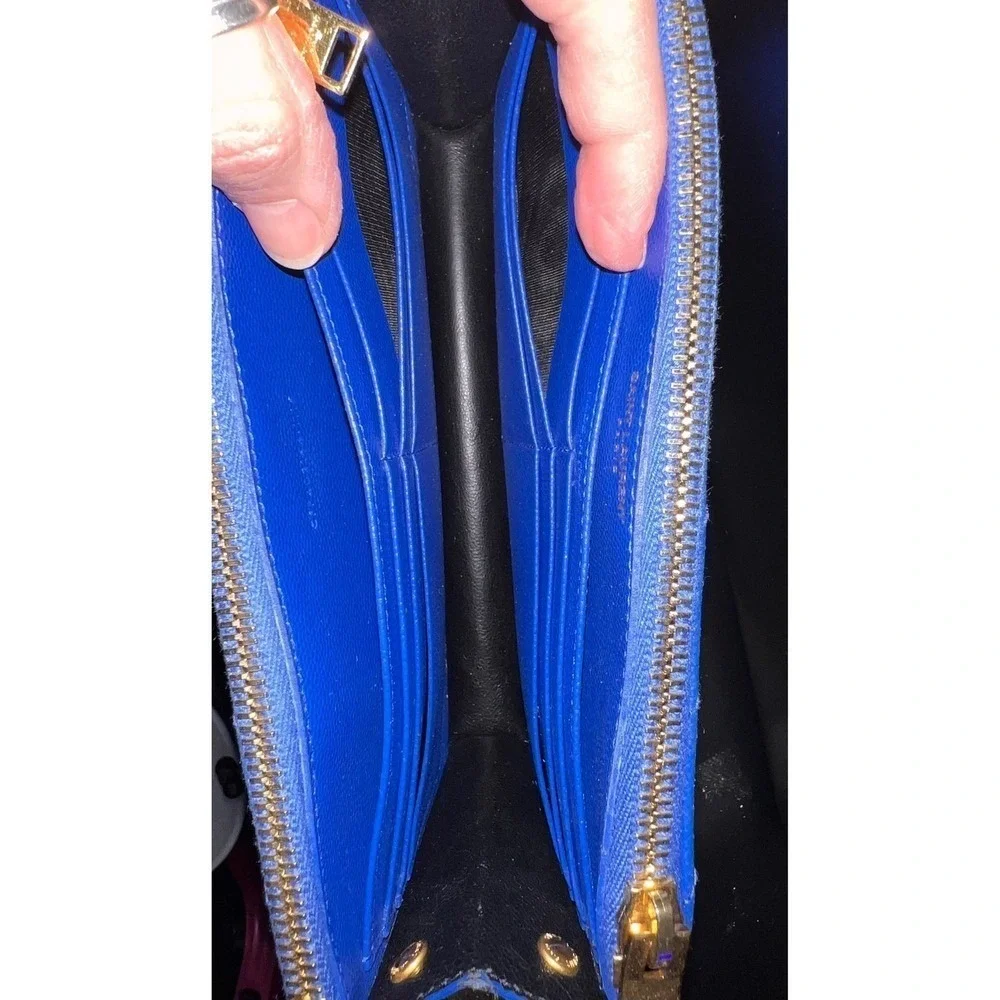 Yves Saint Laurent Cassandra Clutch Wallet Electric Blue Chevron Quilted Leather - Picture 9 of 16